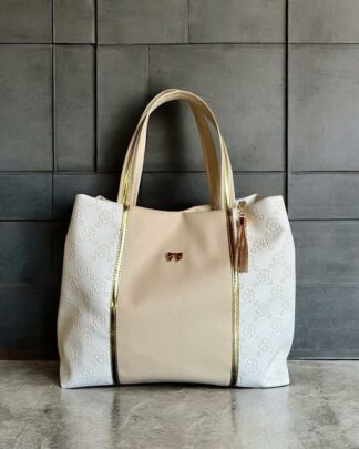 Simple Handbag for Outings