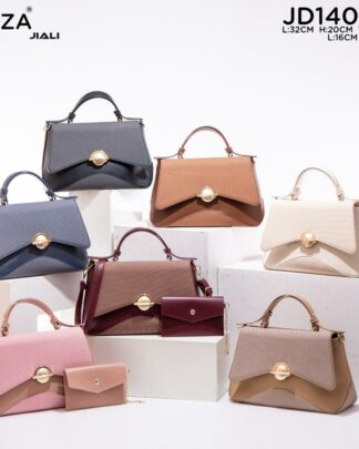 Classic Design Handbag Meets Modern Tech