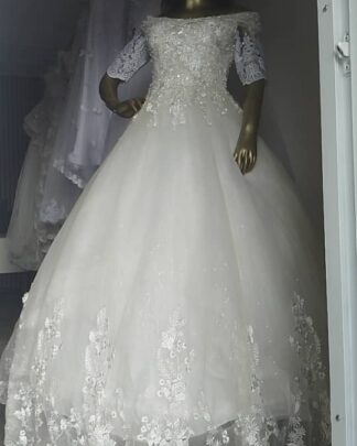 Sophisticated Wedding Gown for Rent