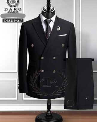 Classic Men’s Suit for Formal Occasions