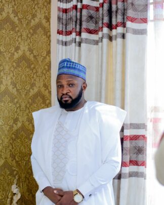 Men’s White Kaftan, Agbada Traditional Outfit